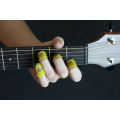 Bunter Fingerschutz der Ukulele